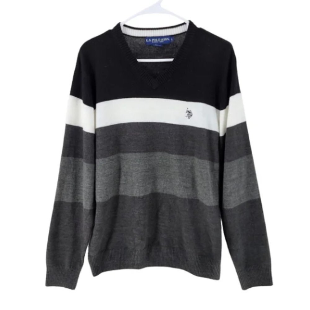 U.S. Polo Assn Men's Color Block V-Neck Sweater - L